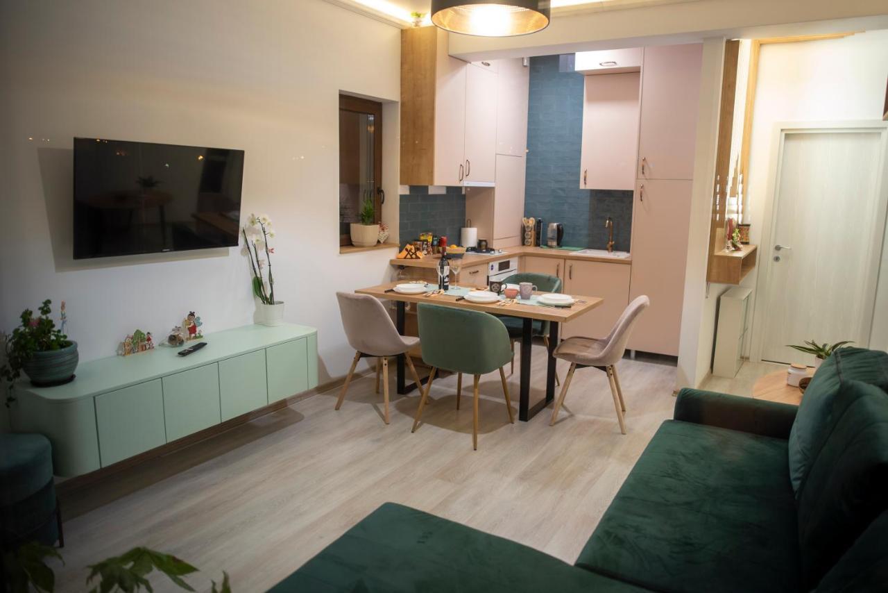 Cross Caraiman View 1 Apartment